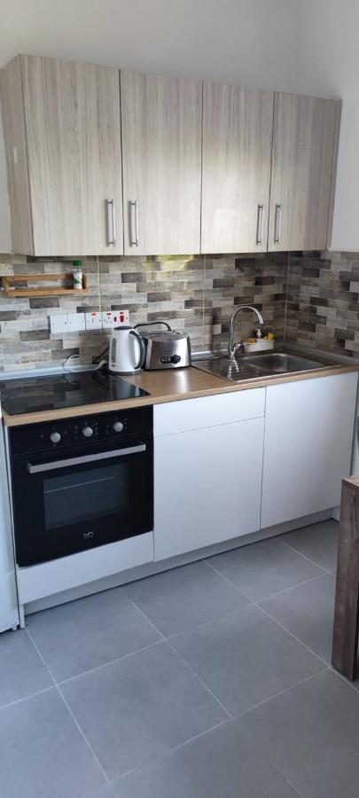 Suluca Homes Kerýnia Eksteriør bilde