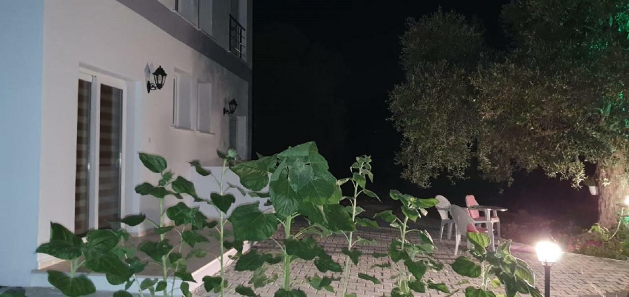 Suluca Homes Kerýnia Eksteriør bilde
